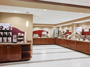 Holiday Inn Express Hampton - Coliseum Central by IHG