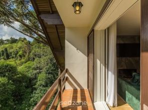 Apartment With 2 Bedrooms and Lake View Rla0201