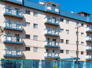 Apto 100 metros da praia com ar condicionado e Wi-fi - 08 pessoas