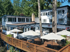 Page Point Inn