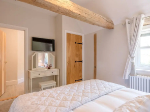 Chapel Cottage, Pond Hall Farm, Hadleigh