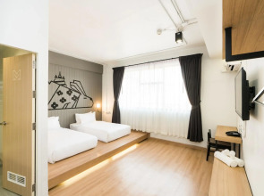 Отель Sheraton Khalidiya