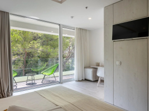 Kalamota Beach House