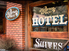 Helgeson Place Hotel & Suites