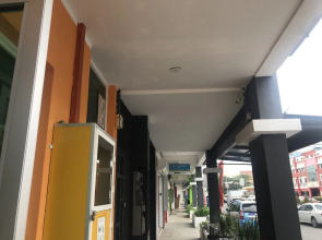 OYO 89781 Hotel Medina 2