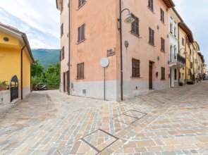 Beautiful Home in Fabriano With 5 Bedrooms and Wifi