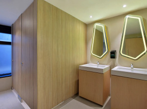 Holiday Inn Express Kuala Lumpur City Centre by IHG