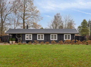 "Derik" - 3.1km from the sea in Sealand
