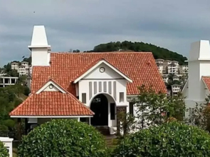 Hilltop Villa Penang by Plush