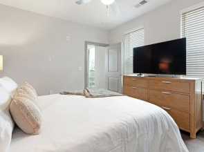 Landing Apartments - University City