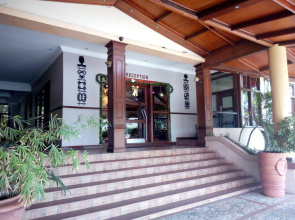 Highgate Hotel