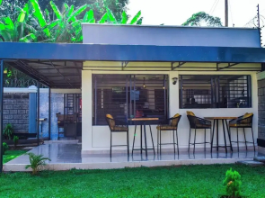 Lux Suites Ambo's Villa Bungoma
