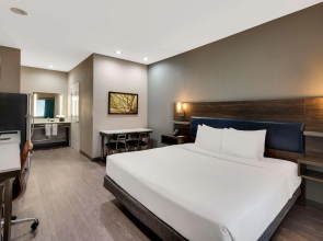 Best Western La Place Inn