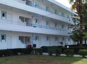 Lagonas Beach Hotel