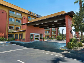 Oxnard Inn Lancaster