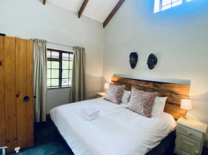 Bella Manga Country Escape