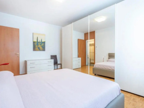 Udine Palazzo d'Aronco Modern Apartment