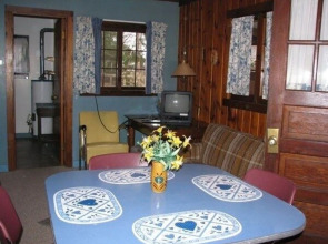 Birchwood Resort #2 - Hiller Vacation S 2 Bedroom Cottage