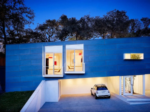 The Above Atx Modern 7 Bedroom Hotel Room