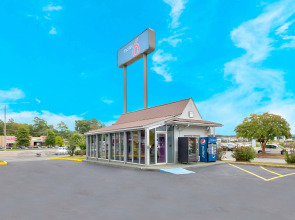 Motel 6 Tuscaloosa, AL – University