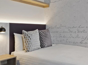 Stellaris Apartment Hotel