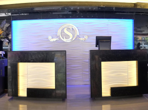 Southpole Central Hotel