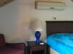 Porto Ceneviz Hotel