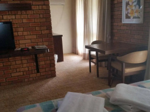 Toora Lodge Motel