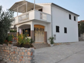 Glory - 100m From Beach - A1