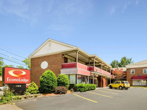Framingham Inn