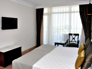 Nerton Hotel