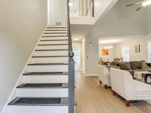 Hike, Golf, Explore: Home 10 Mi to Lake Lanier!