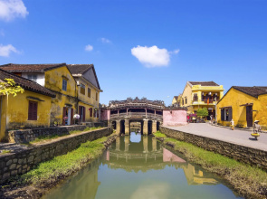 HT Riverside Homestay