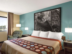 Super 8 by Wyndham Carbondale