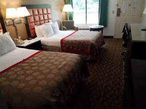 Ramada by Wyndham Temple Terrace/Tampa North