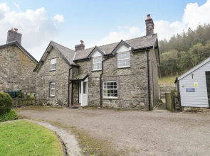 Parc Cottage