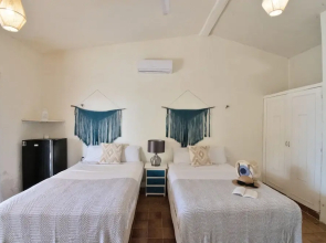 Arena y Mar Beachfront House, El Cuyo by The Spot Rentals
