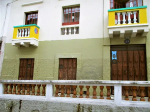 Hostal Huanacauri