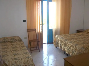 House With 2 Bedrooms in Panarea, With Wonderful sea View and Enclosed