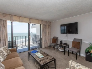 Royal Garden Resort603. 1 Bedroom Condo by RedAwning