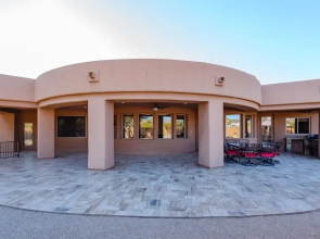 Casa Sonoran 3 Bedroom Home by RedAwning