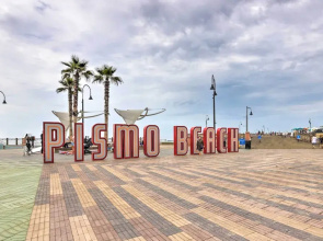 Pismo Beach Condo < Walk to Beach & Wineries!