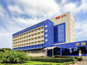 Ibis Lome Centre