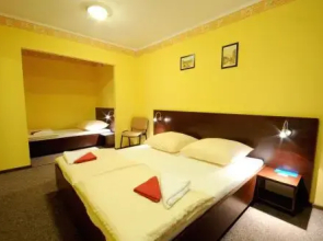 Hotel Gambit