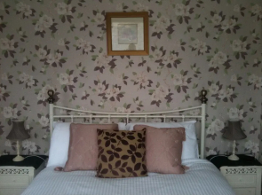 Ashbank Lodge Bed and Breakfast