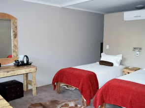 Kalahari Farmstall - Accommodation and Campground