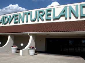 Adventureland Inn