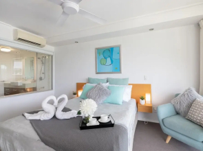 Airlie Searene Apartments