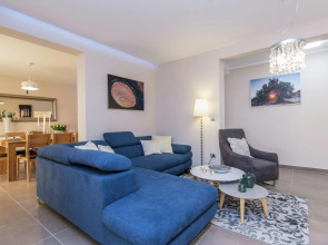 Lovely Villa in Debeljak with Heated Private Pool