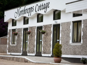 Northrepps Cottage Country Hotel